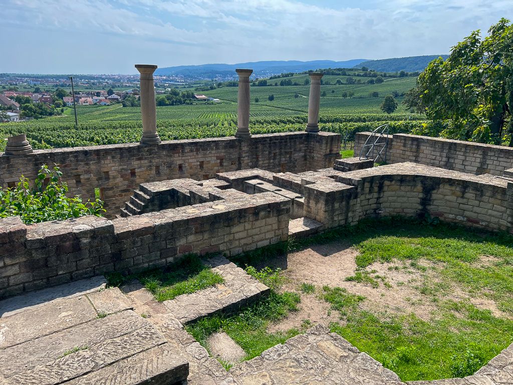 Of wine, forbidden love, and death by water